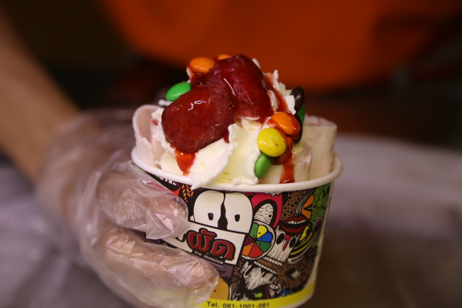 อร่อยฟินแบบคูลๆที่ ไอติมผัด ไอซ์มาเนียส์ @ Fortune Town