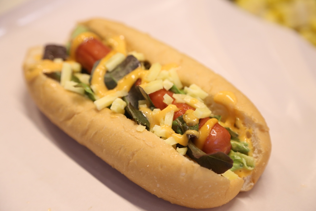 “เปิดร้าน CAFE MACH (คาเฟมรรค)”