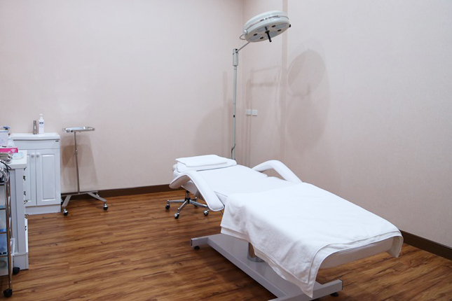 ศูนย์รวมความงามแบบครบวงจร Trust United Clinic (ทรัสต์สหคลินิก)