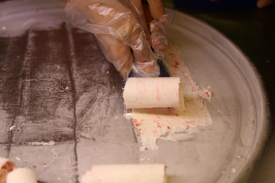 อร่อยฟินแบบคูลๆที่ ไอติมผัด ไอซ์มาเนียส์ @ Fortune Town