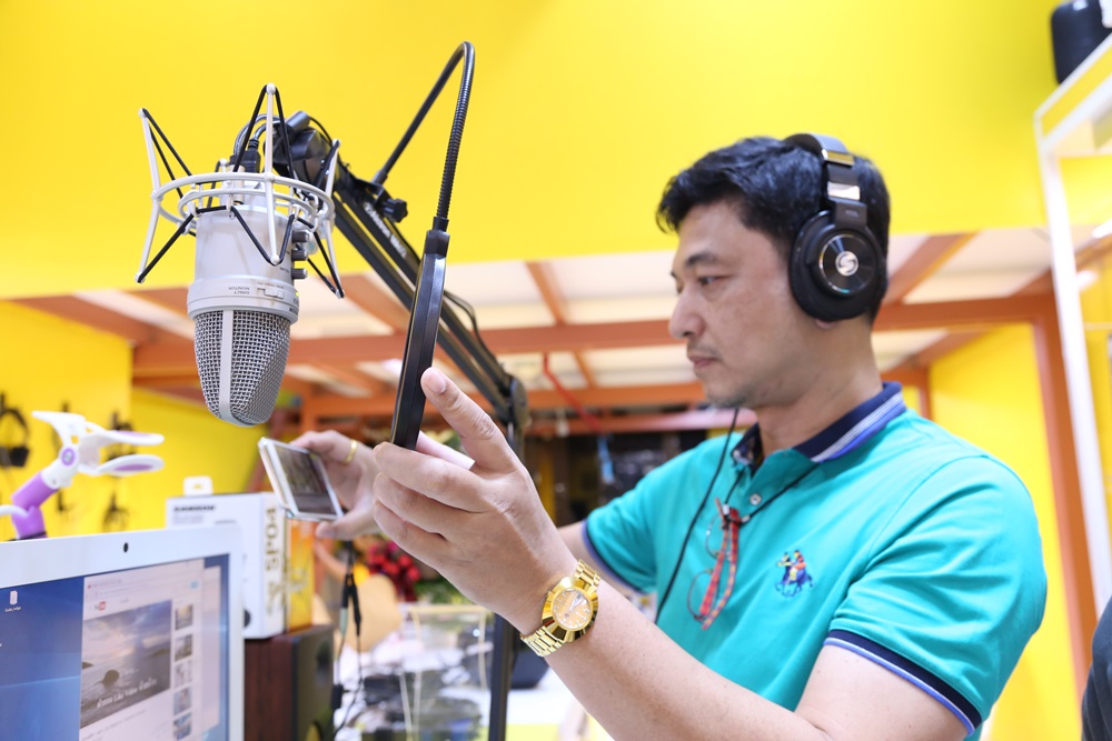 สร้างสตูดิโอร้องเพลงได้ง่ายๆ แค่มา PS GADGET