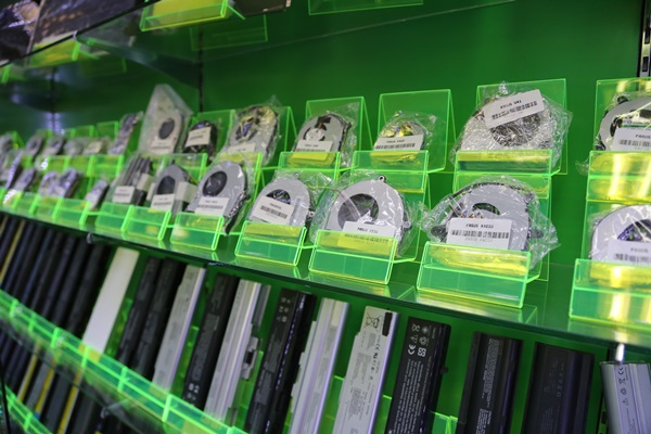 วายเจซี ผู้จัดจำหน่ายพาวเวอร์อแดปเตอร์ และแบตเตอรี่คุณภาพสูง