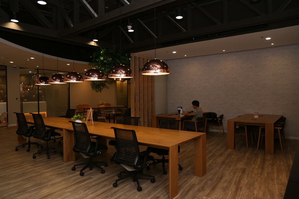 Working Space บรรยากาศสบาย ผ่อนคลายได้ทั้งวัน ที่ iStudy